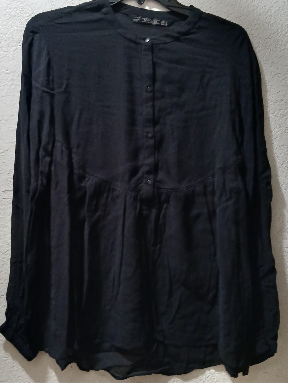 Zara trafaluc Nwot size S  Black Button-Front